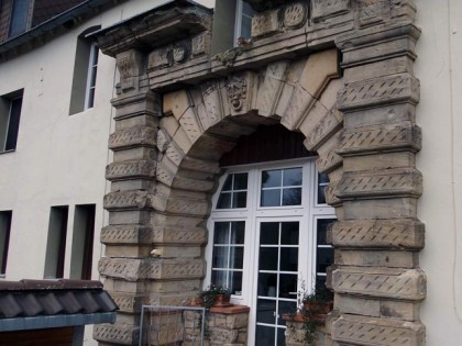 照片: Burg-Molbach